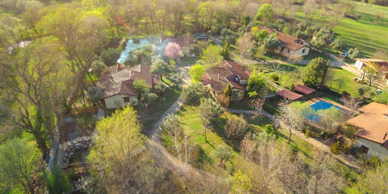 El Manantial Del Fresno Casas Rurales En Hervas Exterior photo